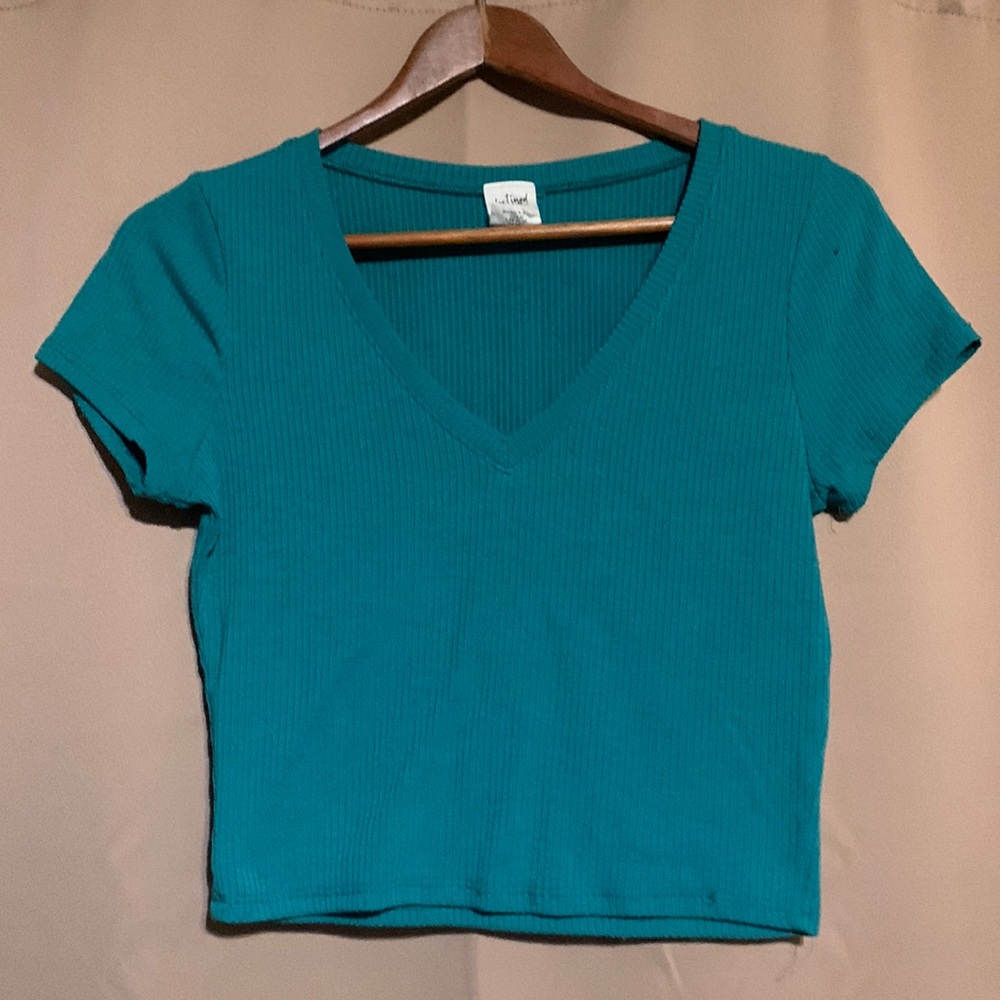 Cropped green short sleeve top.  Size M